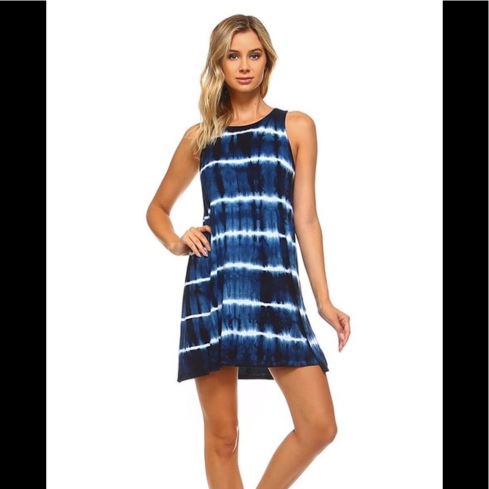 Comfortable tank dress. Great beach coverup